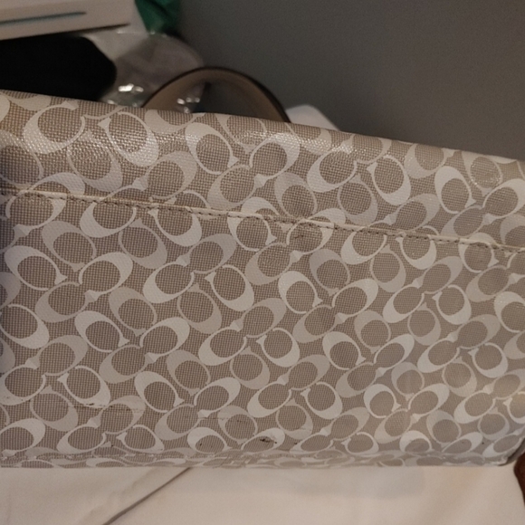 AUTHENTIC NWOT COACH CHELSEA BIAS SIGNATURE BAG - Picture 9 of 9